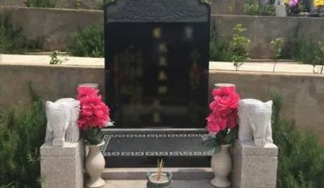 西安霸陵新區(qū)墓地價(jià)格