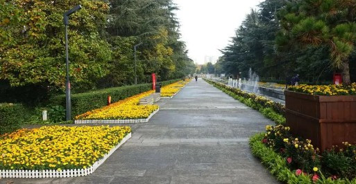 西安公墓有幾個(gè)墓