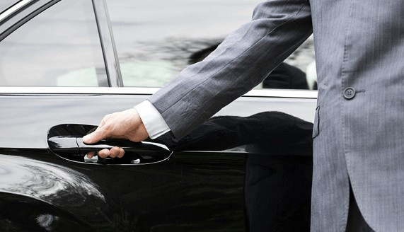 參加殯葬怎樣穿才得體-高橋骨灰墓園