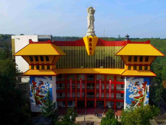 西安墓園可以使用多少年-西安墓園耐用多少年?不同類型墓園壽命不同擇地可優(yōu)化墓地使用期限